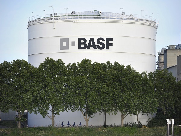 BASF to sell 25.2% of the offshore wind farm Hollandse Kust Zuid to Allianz